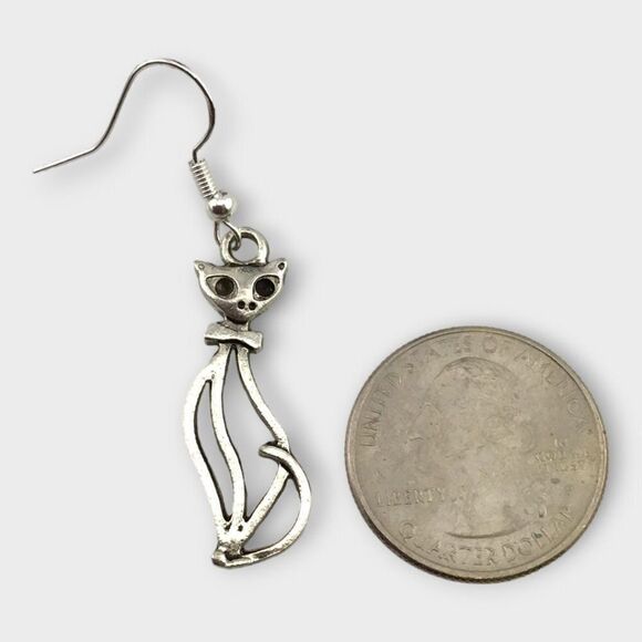 Silver Tone Cat Earrings 925 Sterling Silver Ear Wires - Picture 2 of 7